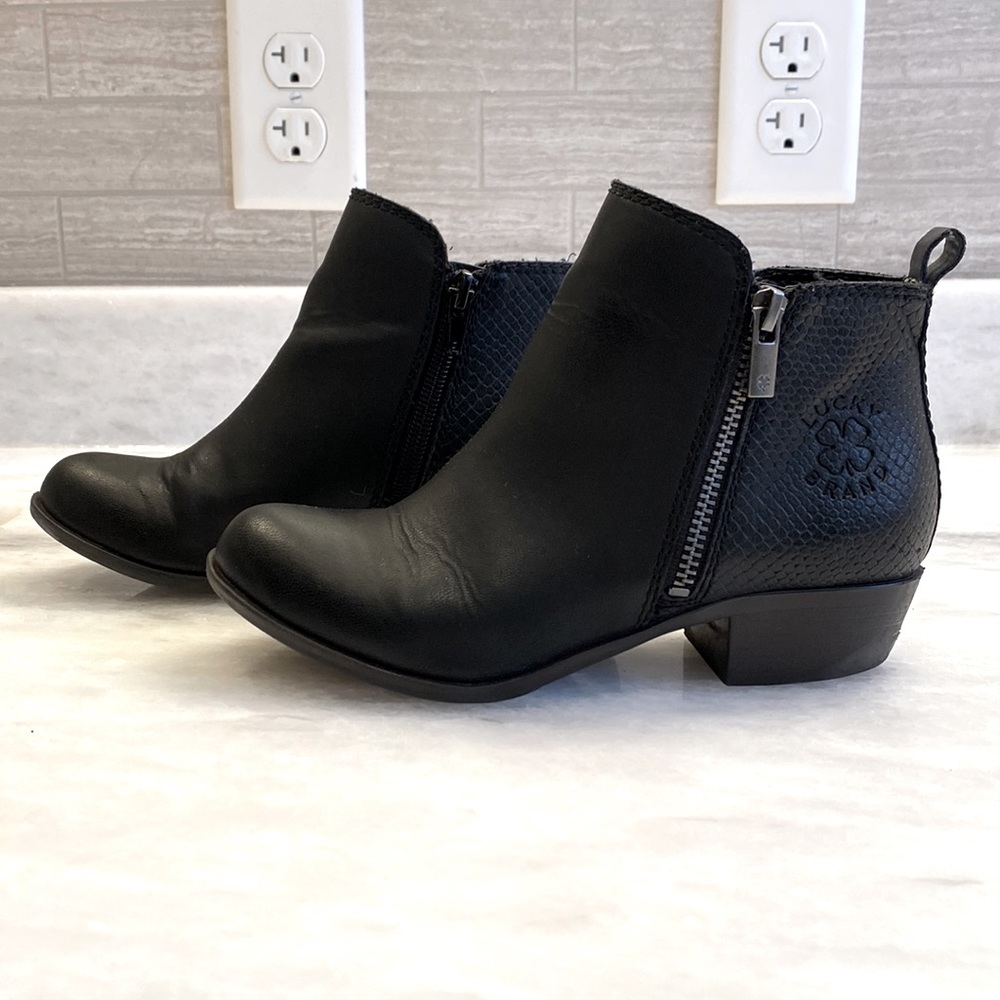 Lucky Brand Black Ankle Boots. Girls size 1.